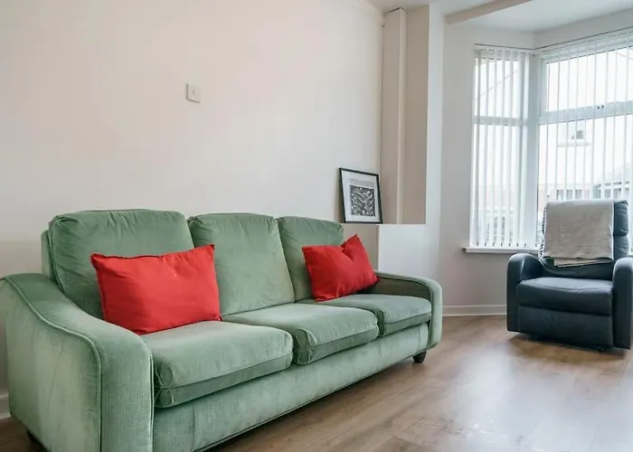 New Close To City Centre House