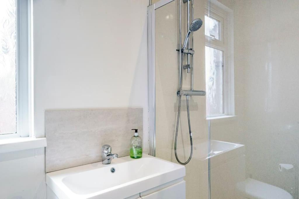 Holiday home New Close To Centre House Belfast